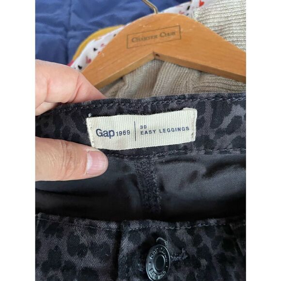 Gap gray and black easy leggings animal print pants 10 - Picture 3 of 4